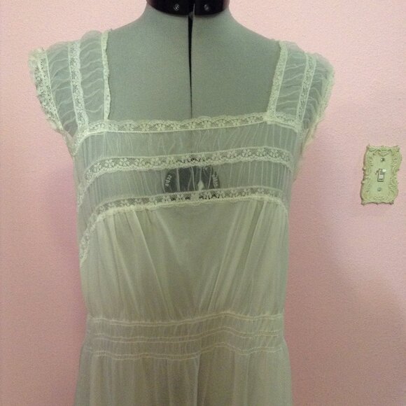 Vintage '50s 1950s - '60s 1960s Sheer Nylon Elastic Waisted Maxi Nightgown - Picture 3 of 6